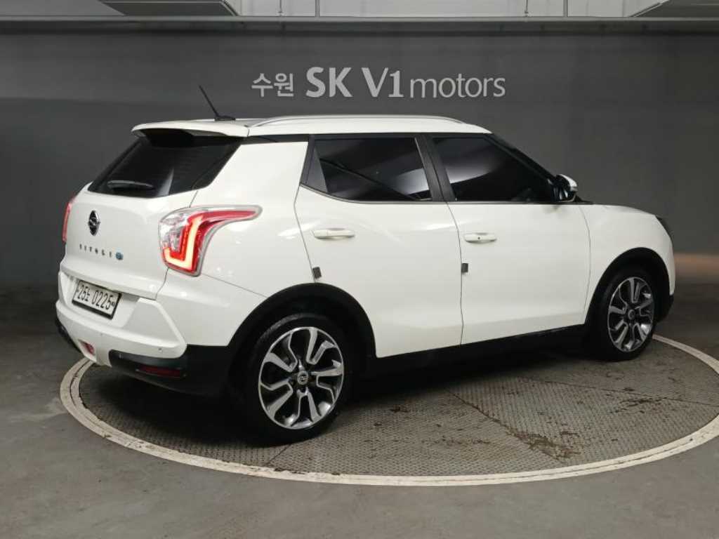 제네시스 티볼리 디젤 2WD VX - 이미지 14