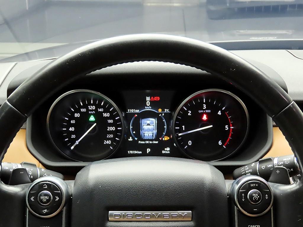 랜드로버 디스커버리5 3.0 TD6 HSE 럭셔리 - 이미지 9