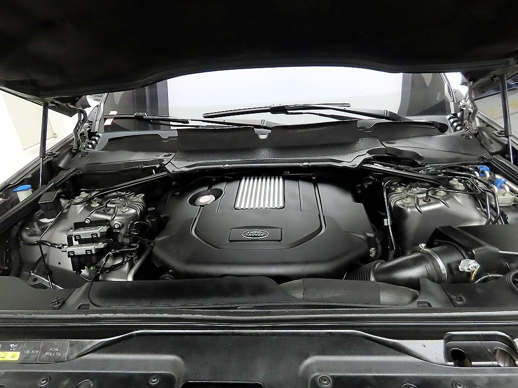 랜드로버 디스커버리5 3.0 TD6 HSE 럭셔리 - 이미지 18