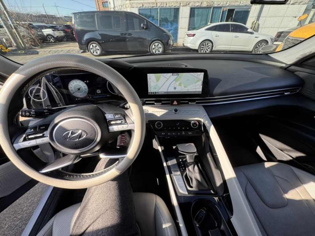 현대 아반떼(CN7) 1.6 가솔린 인스퍼레이션 - 이미지 7