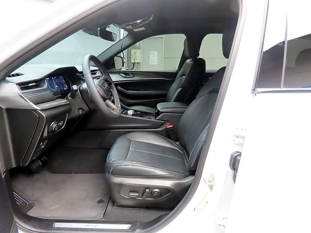 지프 그랜드 체로키(WL) 3.6 오버랜드 - 이미지 6