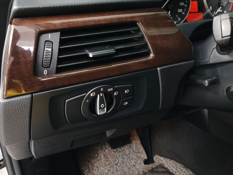 BMW 3시리즈(5세대) 320d - 이미지 18