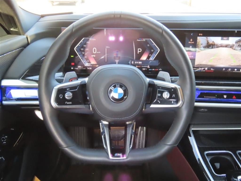 BMW 7시리즈(7세대) 740d xDrive M 스포츠 - 이미지 3