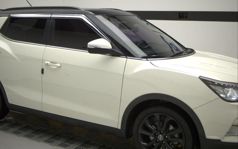 KG모빌리티(쌍용) 티볼리 가솔린 2WD LX 최고급형 - 이미지 18