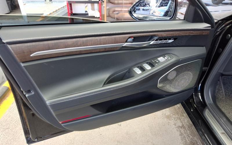 제네시스 G90 3.3T AWD 프레스티지