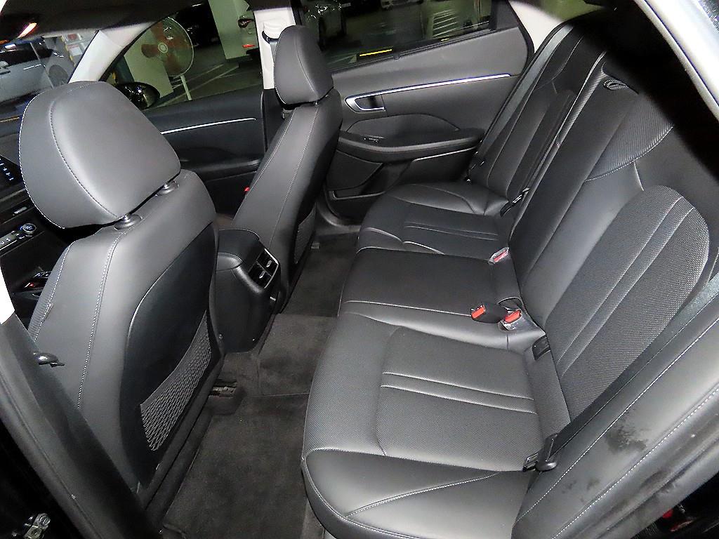 현대 쏘나타(DN8) G2.0 프리미엄 패밀리 - 이미지 19