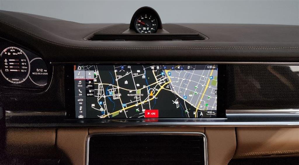 포르쉐 파나메라(2세대) 4.0 터보