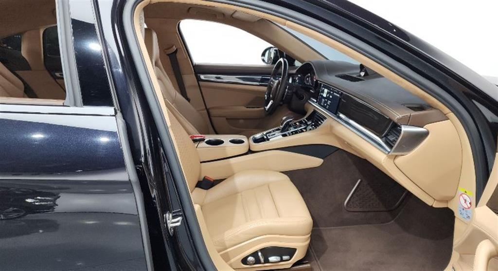 포르쉐 파나메라(2세대) 4.0 터보 - 이미지 9