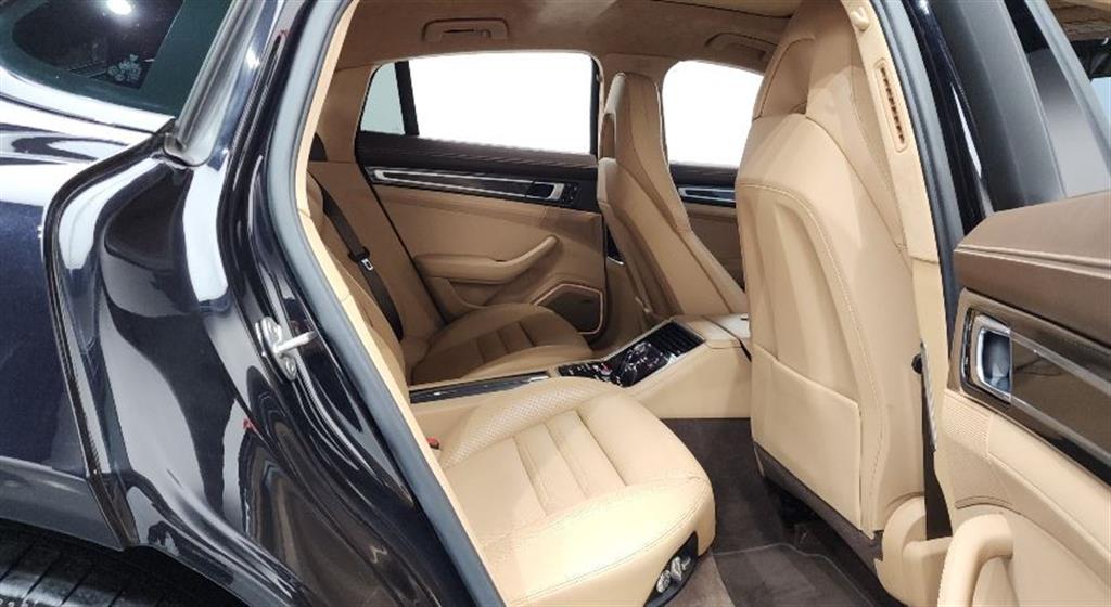 포르쉐 파나메라(2세대) 4.0 터보 - 이미지 13