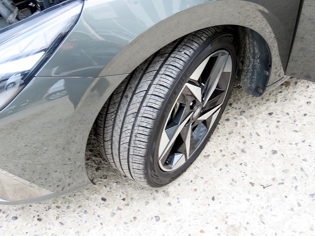 현대 아반떼(CN7) 1.6 가솔린 인스퍼레이션 - 이미지 8