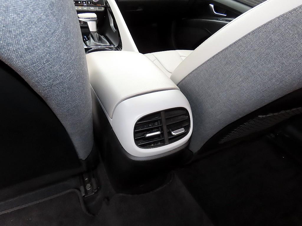 현대 아반떼(CN7) 1.6 가솔린 인스퍼레이션 - 이미지 7