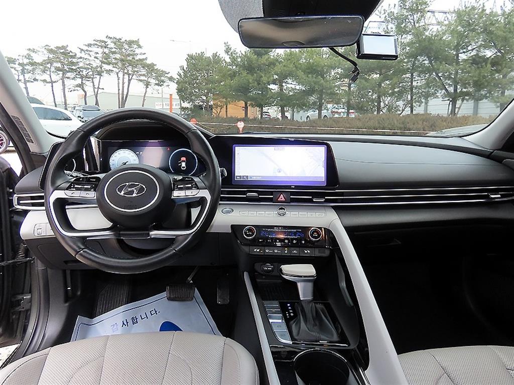 현대 아반떼(CN7) 1.6 가솔린 인스퍼레이션 - 이미지 16