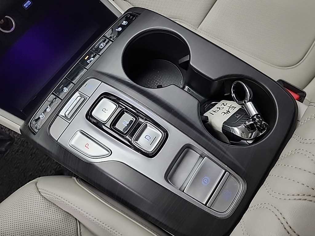 현대 더 올뉴투싼 2.0 디젤 2WD 프리미엄 - 이미지 17