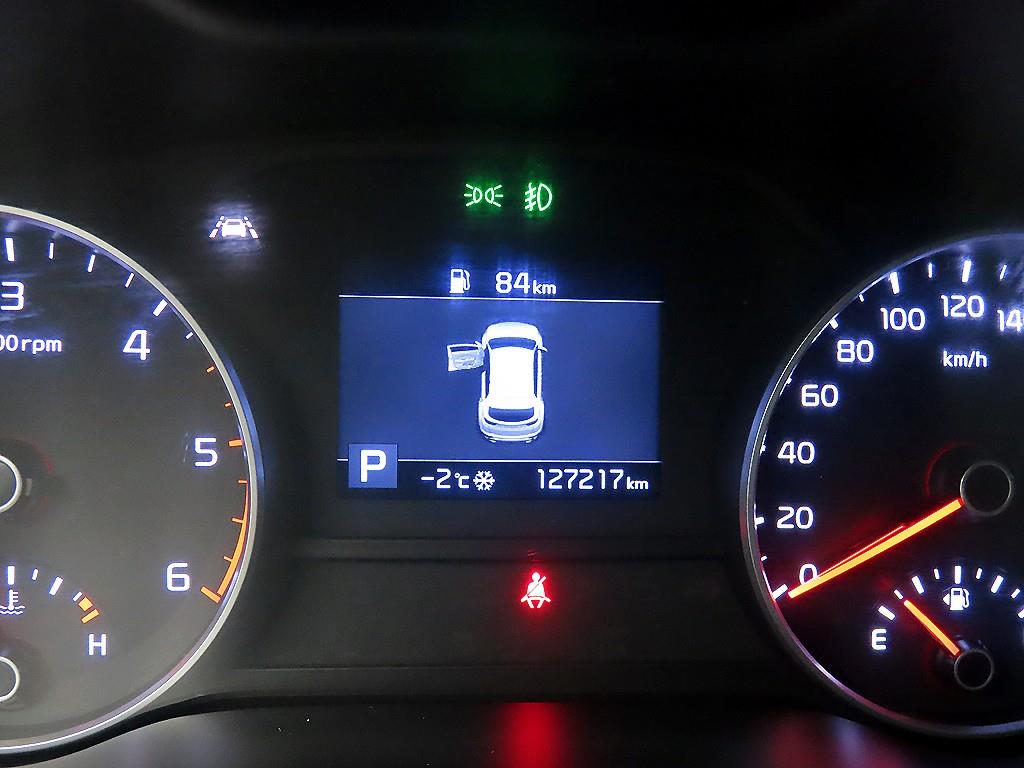 기아 스포티지 더 볼드 R2.0 디젤 2WD 프레스티지 - 이미지 10