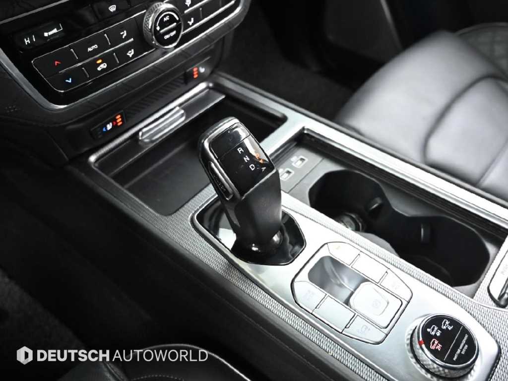 KG모빌리티(쌍용) 올 뉴렉스턴 2.2 4WD 프레스티지 - 이미지 11