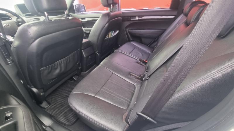 기아 쏘렌토 R 디젤 2.2 4WD TLX 고급형 - 이미지 14