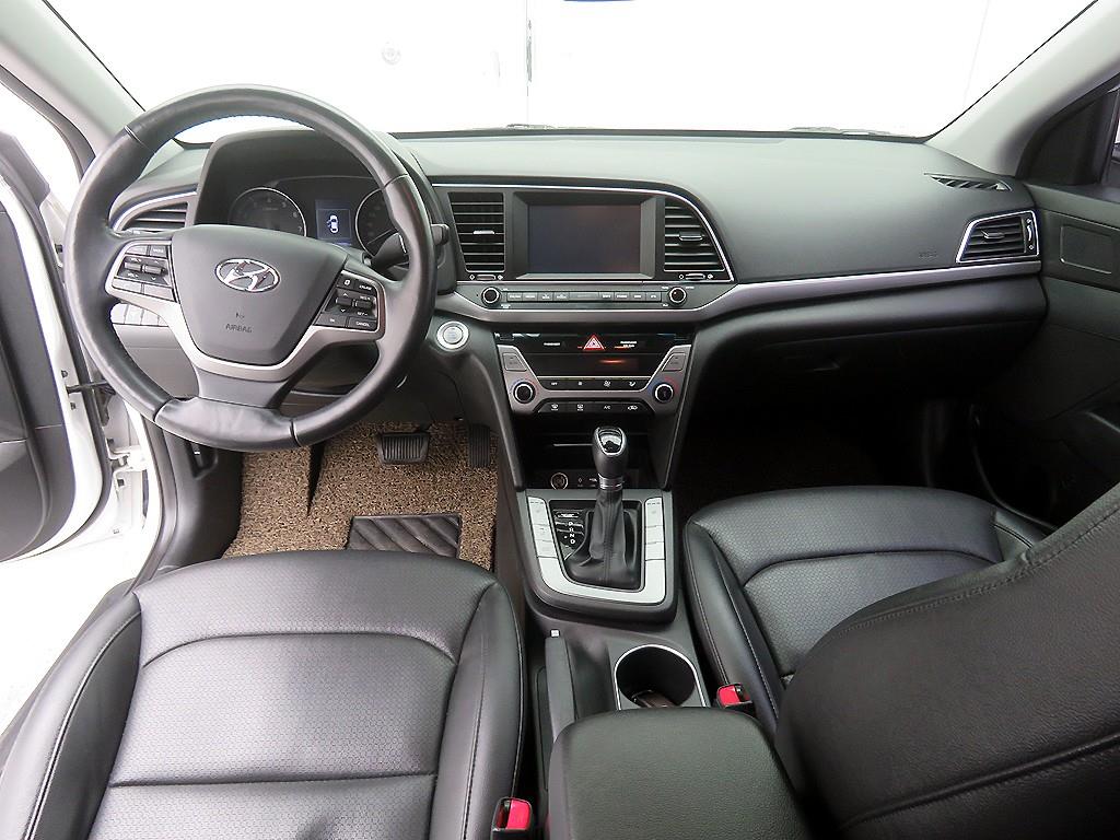 현대 아반떼AD 1.6 GDi 모던 - 이미지 16