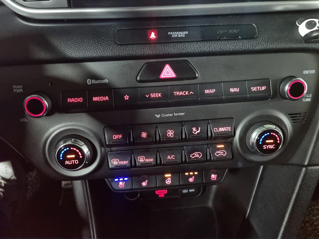 기아 스포티지 더 볼드 R2.0 디젤 2WD 프레스티지 - 이미지 9