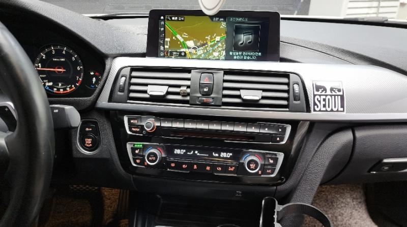 BMW 3시리즈(6세대) 320i M 스포츠 쉐도우 에디션 - 이미지 15