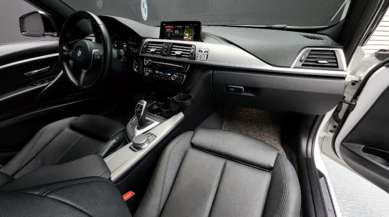 BMW 3시리즈(6세대) 320i M 스포츠 쉐도우 에디션 - 이미지 17