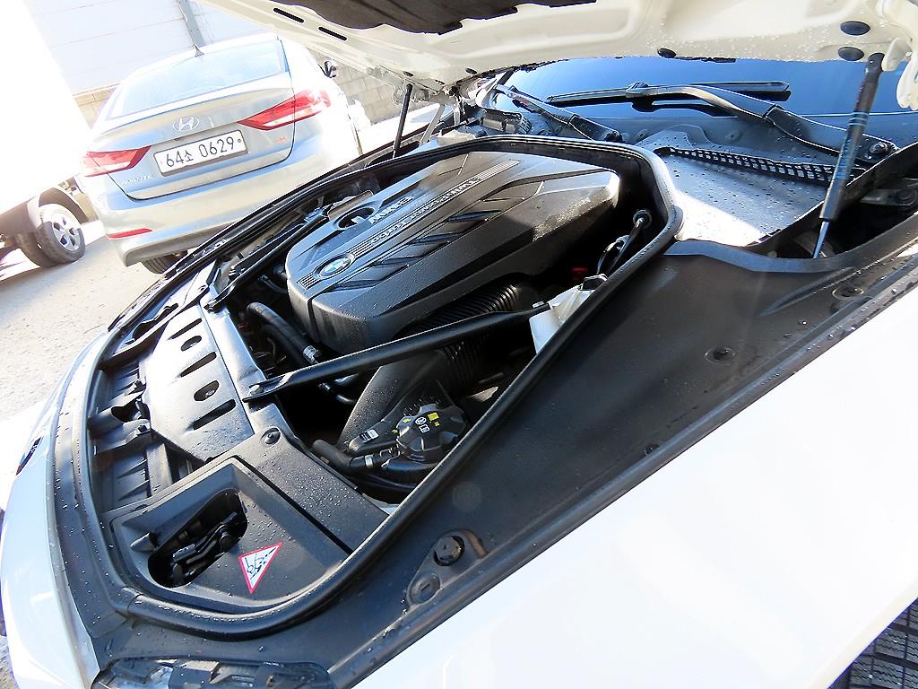 BMW 5시리즈(6세대) 520d 럭셔리 - 이미지 19