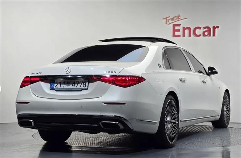 벤츠 S클래스(7세대) 마이바흐 S680 4매틱 - 이미지 16