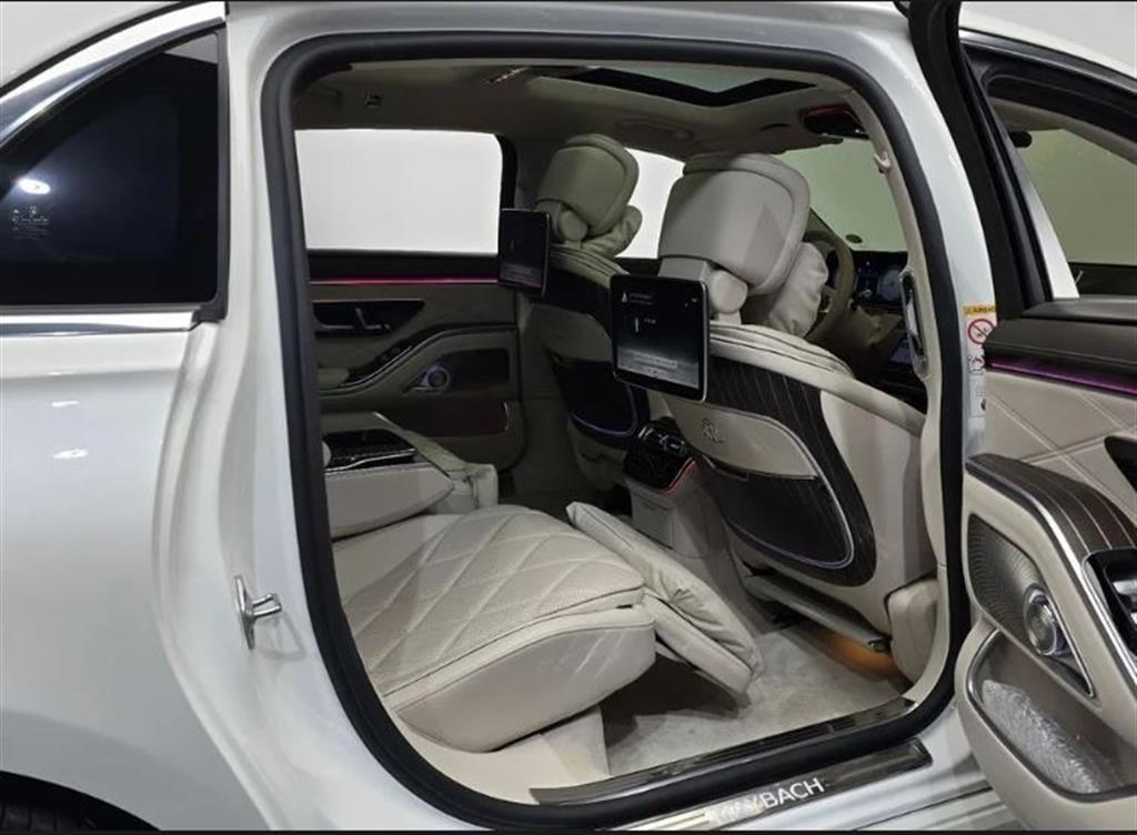 벤츠 S클래스(7세대) 마이바흐 S680 4매틱 - 이미지 4