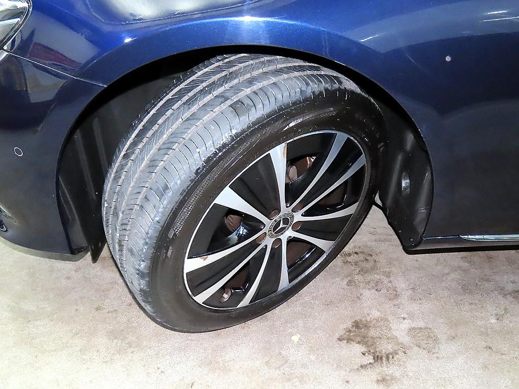 벤츠 E클래스(5세대) E300e 익스클루시브 - 이미지 11