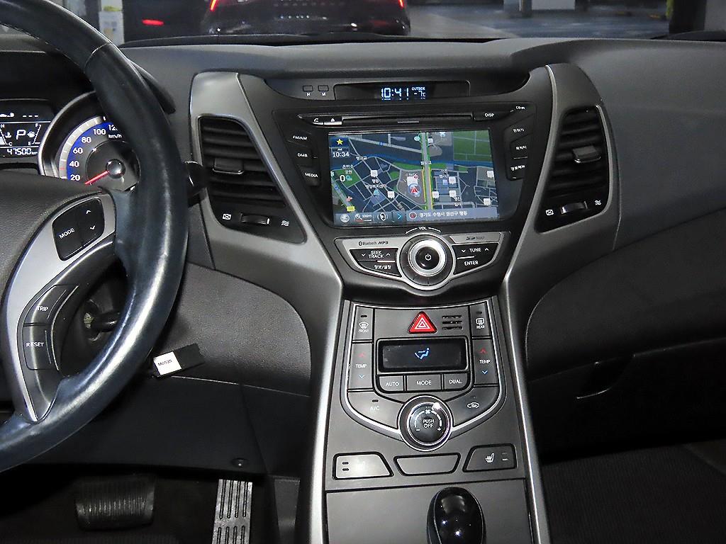 현대 더 뉴아반떼MD 1.6 GDi 스마트 - 이미지 18