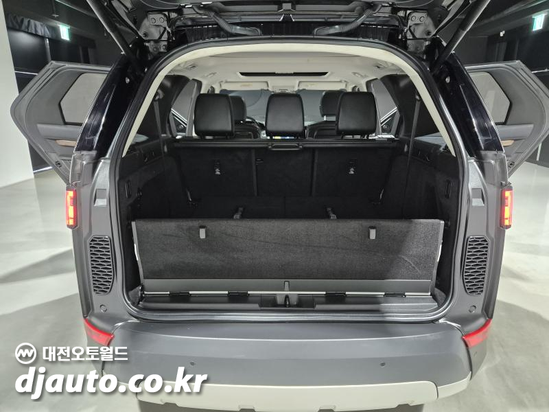 랜드로버 디스커버리5 3.0 SD6 HSE - 이미지 4