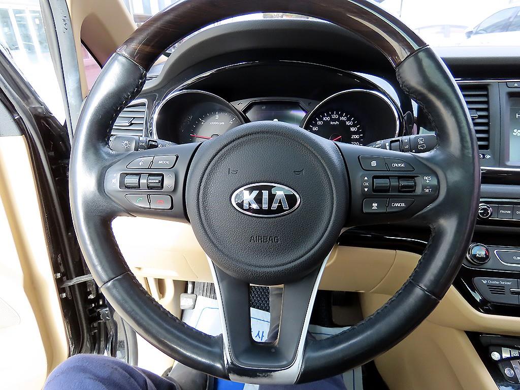 기아 올 뉴카니발 9인승 디젤 노블레스 스페셜 - 이미지 6