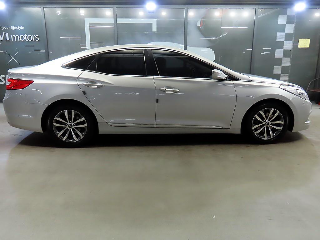 현대 그랜저HG HG 240 럭셔리 - 이미지 2