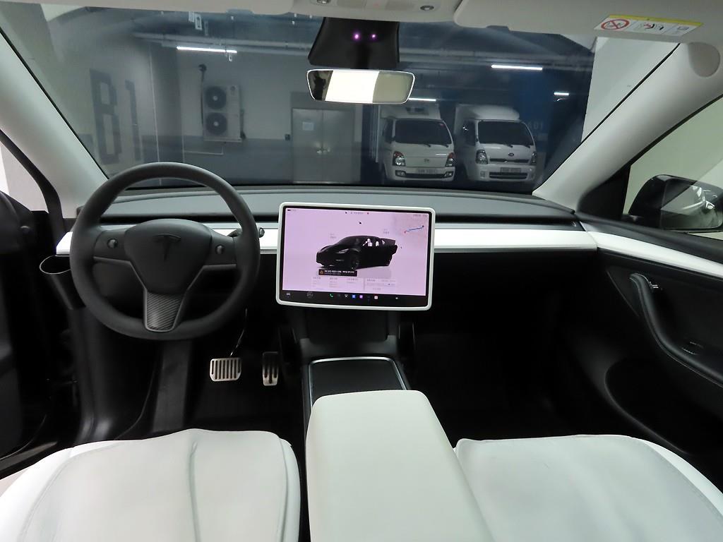 테슬라 모델 Y RWD - 이미지 3