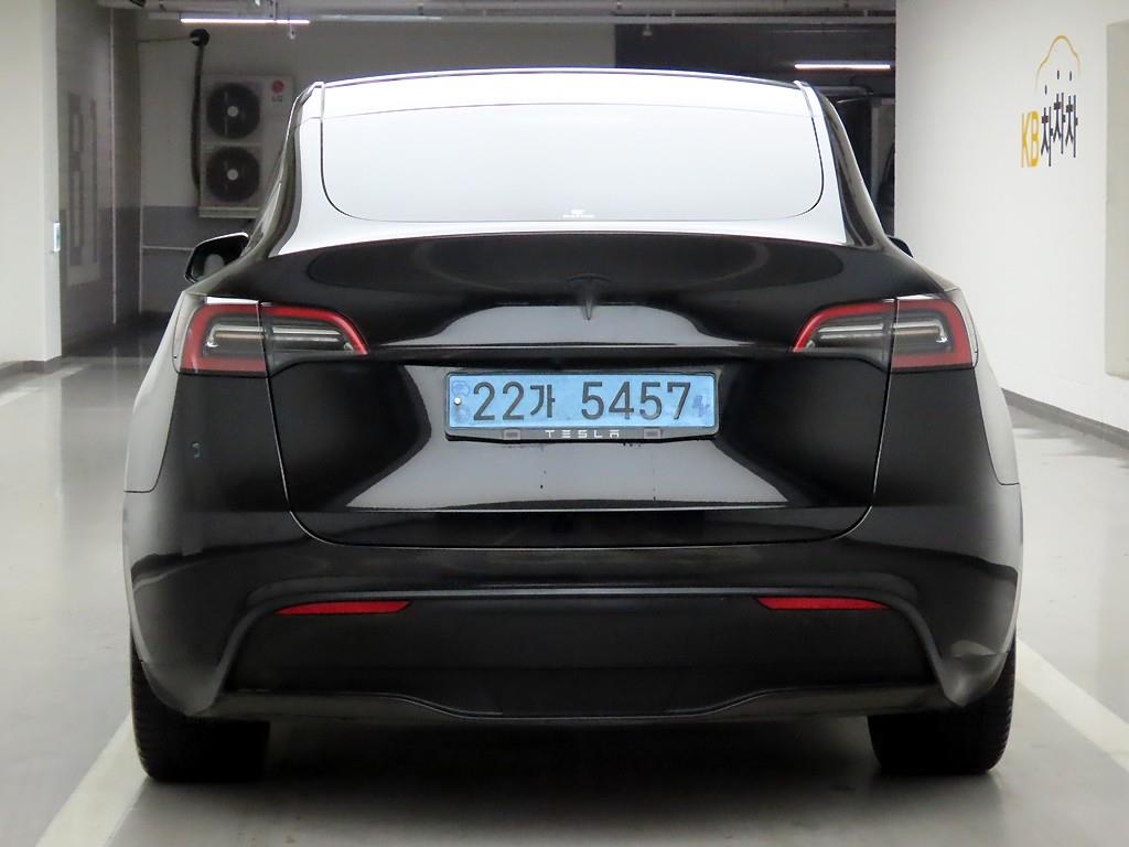 테슬라 모델 Y RWD - 이미지 11