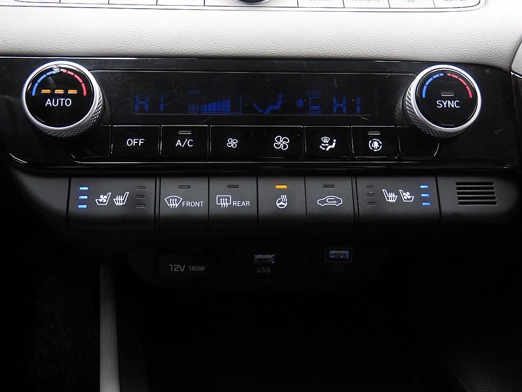 현대 아반떼(CN7) 1.6 가솔린 인스퍼레이션 - 이미지 20