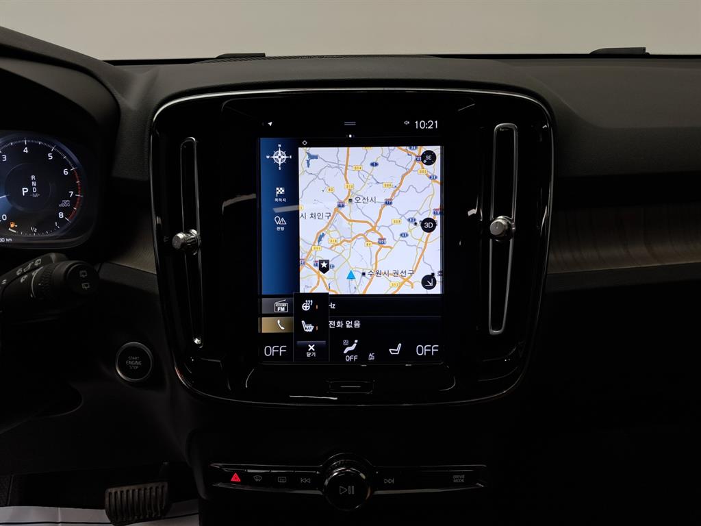 볼보 XC40 2.0 T4 AWD 인스크립션 - 이미지 13