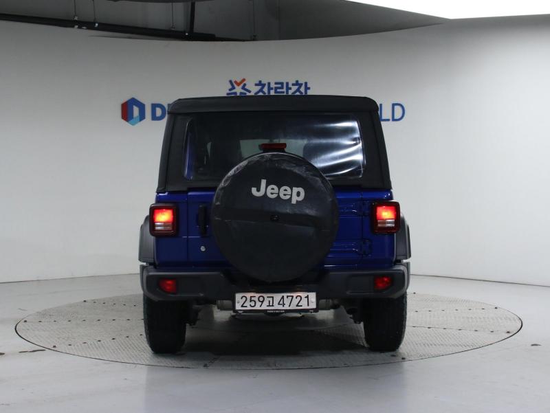 지프 랭글러(JL) 2.0 스포츠 4DR - 이미지 10
