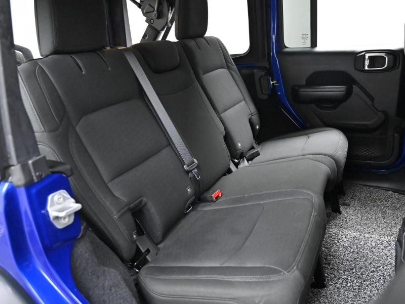 지프 랭글러(JL) 2.0 스포츠 4DR - 이미지 15