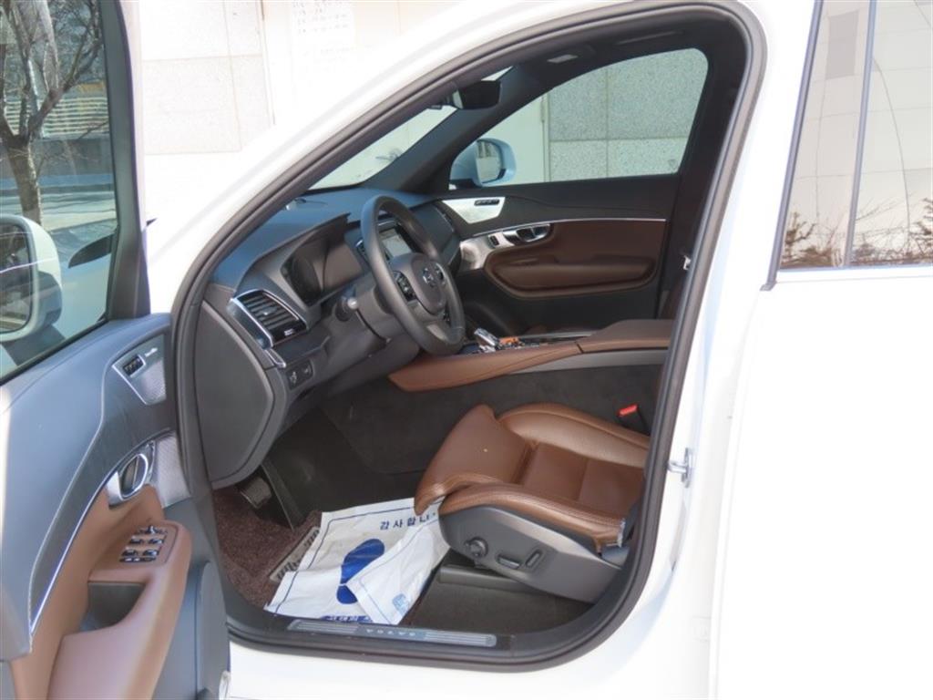 볼보 XC90(2세대) B6 AWD 인스크립션 - 이미지 5