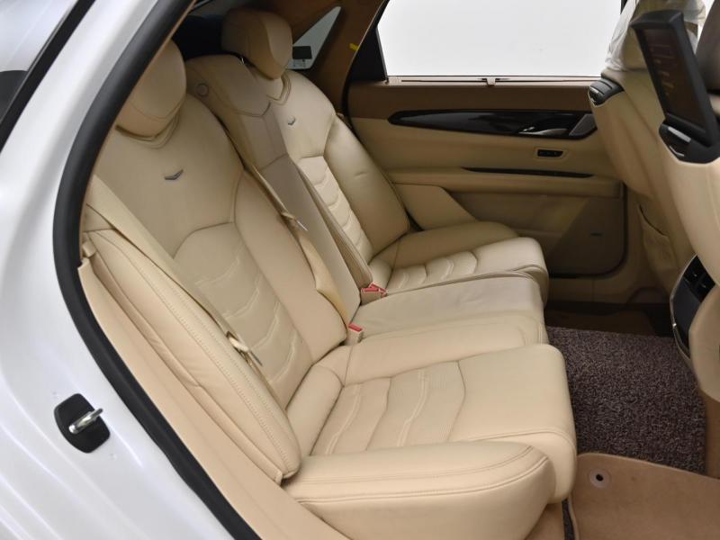 캐딜락 CT6 3.6 AWD - 이미지 10