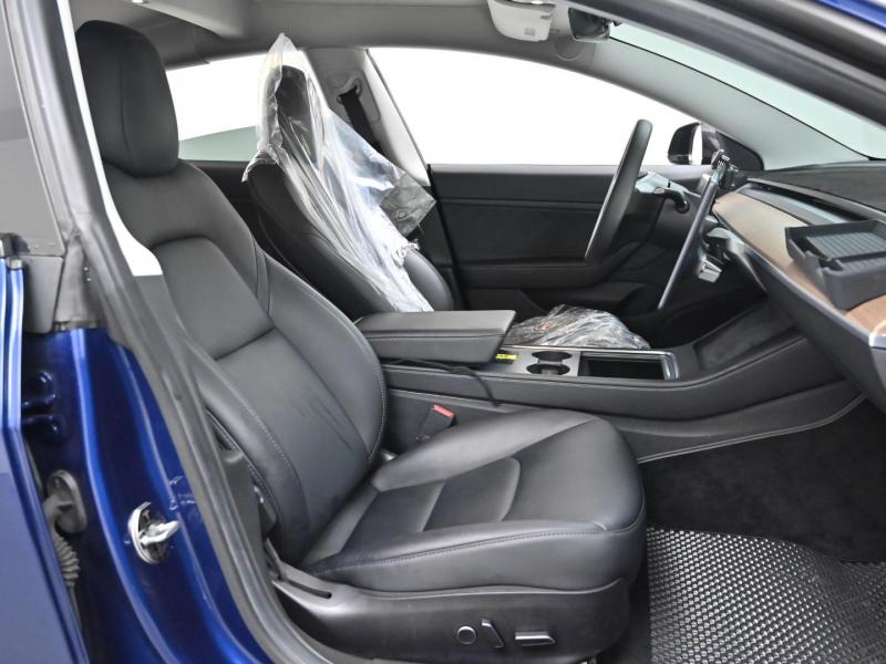 테슬라 모델 3 AWD 롱 레인지 - 이미지 11