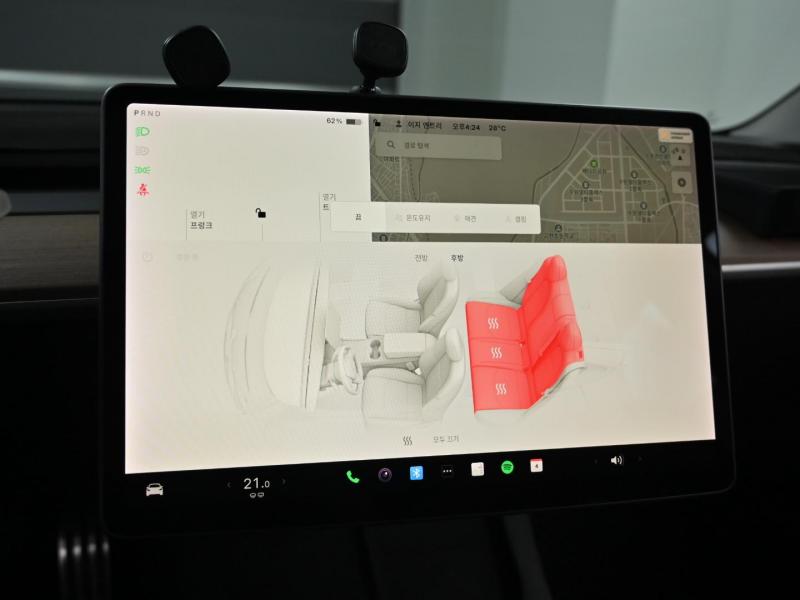 테슬라 모델 3 AWD 롱 레인지 - 이미지 20