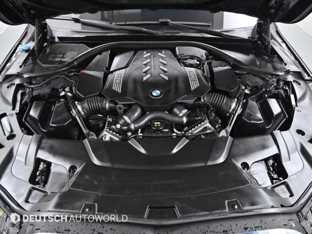 BMW 7시리즈(6세대) 750Li xDrive 프레스티지 디자인 퓨어 엑셀런스