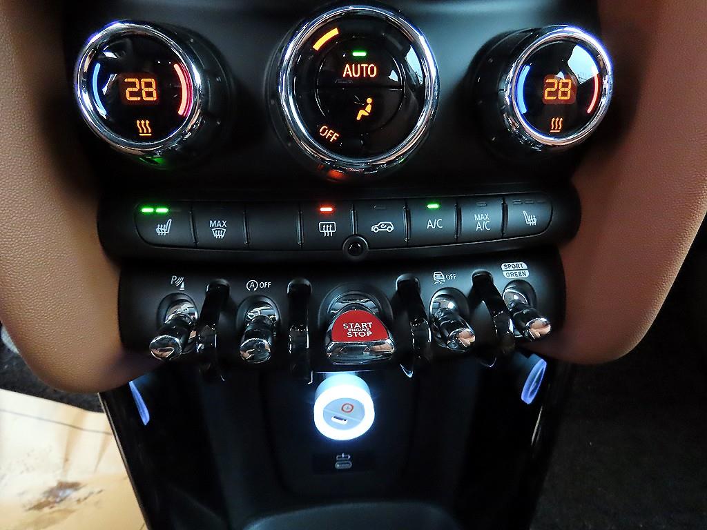 미니 쿠퍼(3세대) 5도어 2.0 S 클래식 - 이미지 3