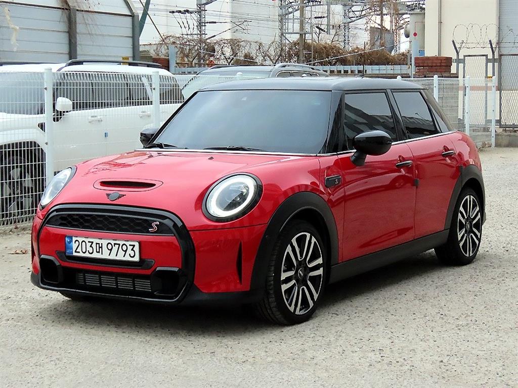 미니 쿠퍼(3세대) 5도어 2.0 S 클래식 - 이미지 8
