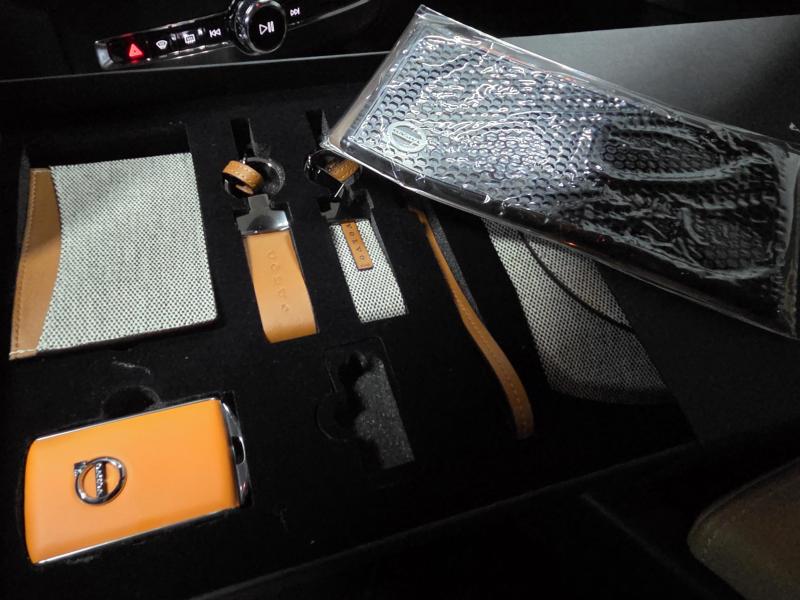 볼보 XC60(2세대) B5 AWD 인스크립션 - 이미지 8