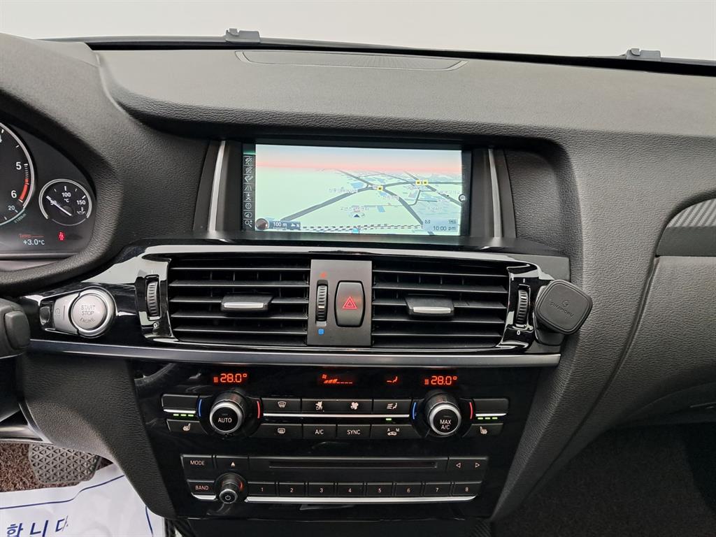 BMW X4 20d xDrive x라인 - 이미지 2