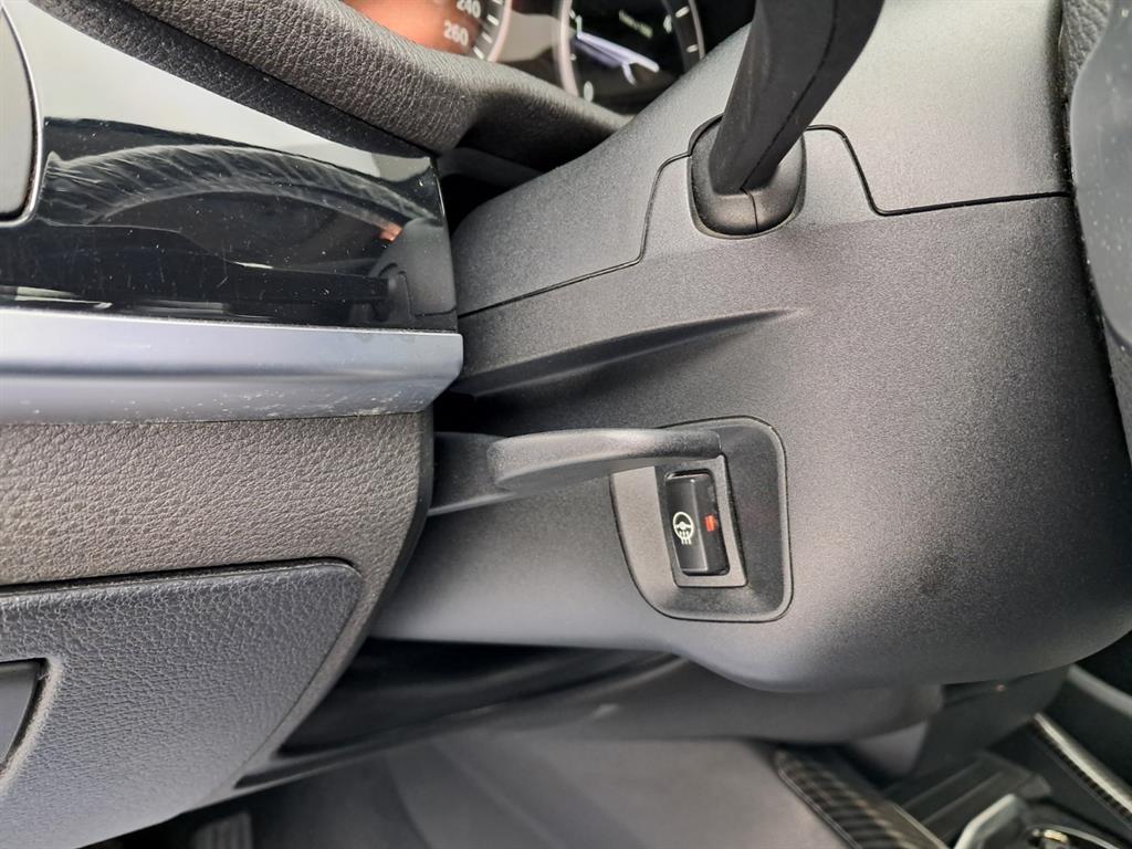 BMW X4 20d xDrive x라인 - 이미지 20