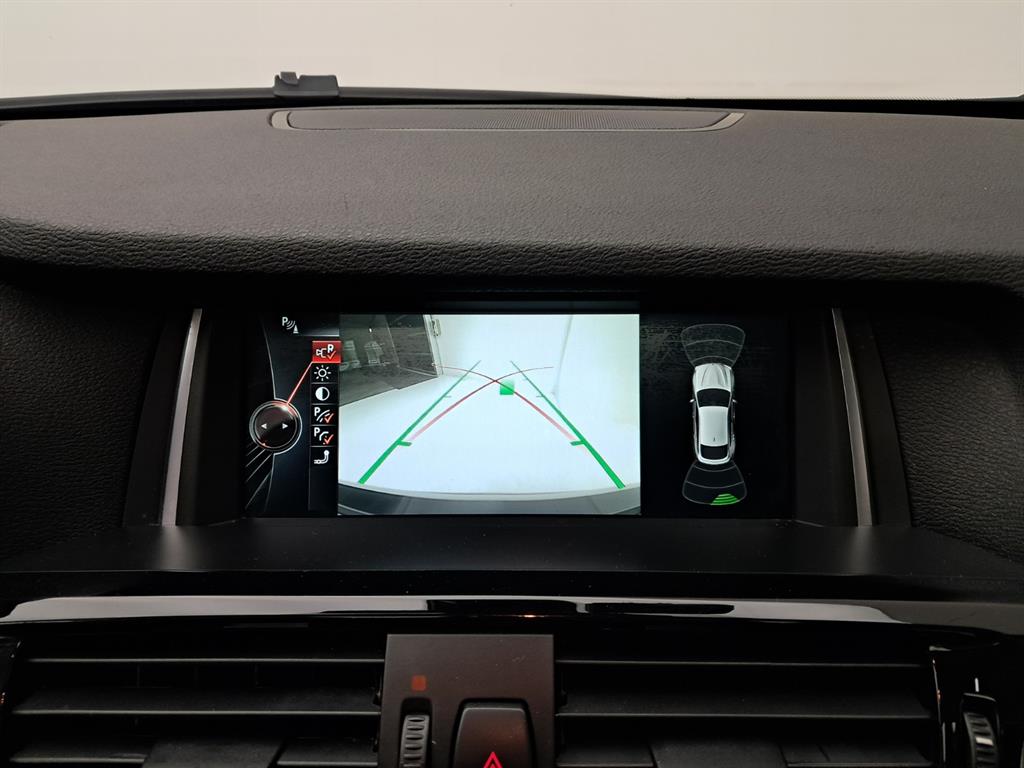 BMW X4 20d xDrive x라인 - 이미지 18