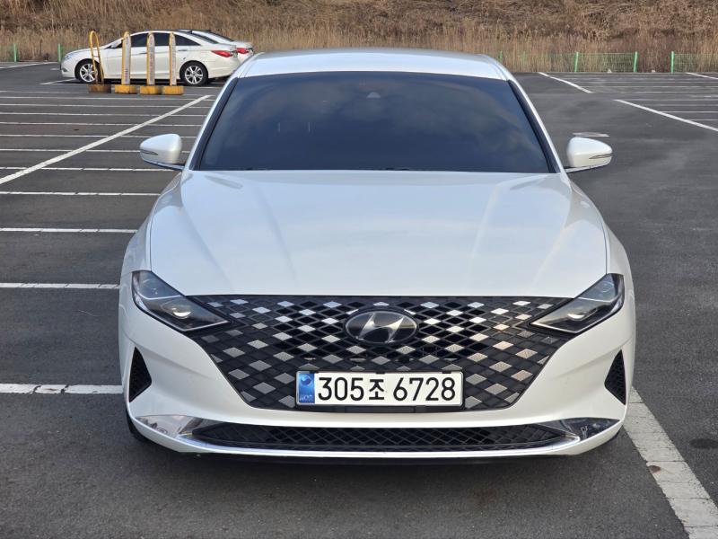 현대 더 뉴그랜저IG 가솔린 2.5 프리미엄 초이스